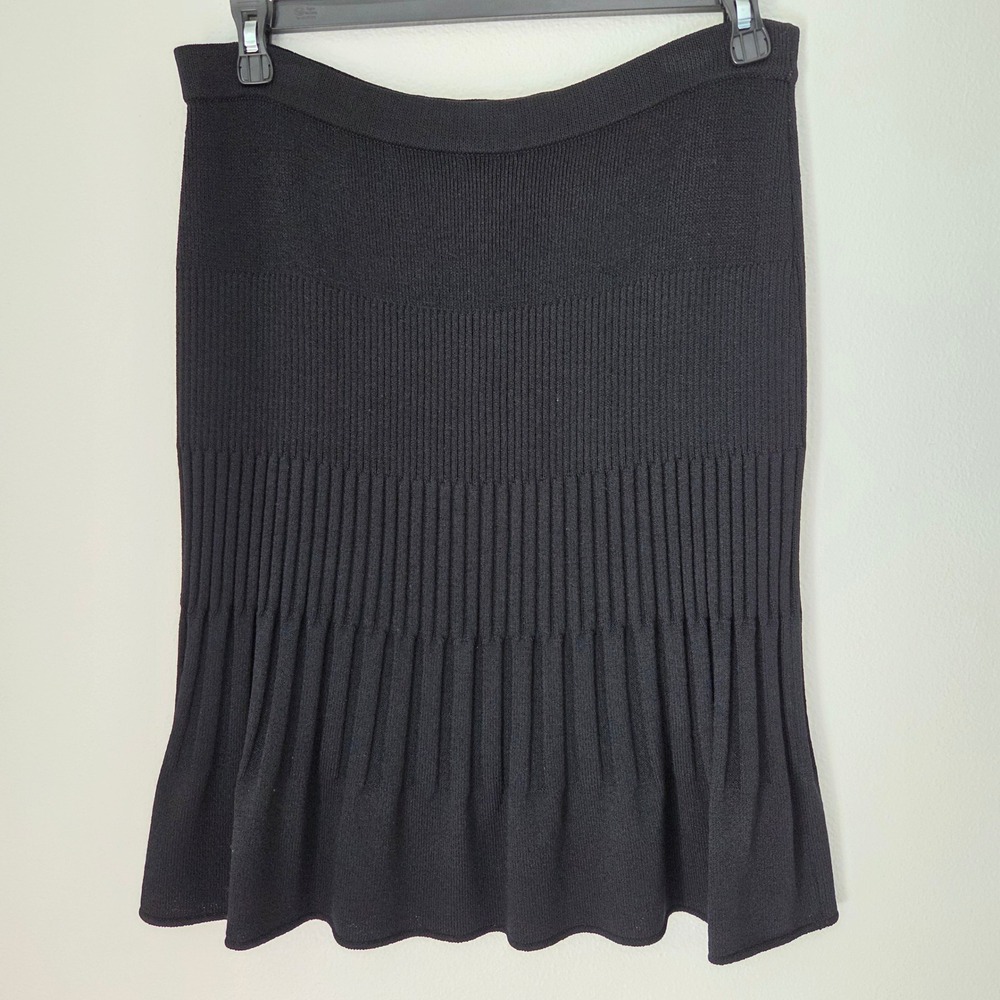 St John Basics Black Santana Knit Ribbed Tiered A-Line Skirt Knee Length M